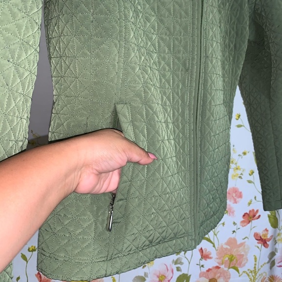 Gallery Quilted Jacket - Picture 4 of 6